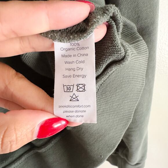 Seek Discomfort Olive Green Drab Raised Print Crewneck Sweatshirt Large - Picture 4 of 8